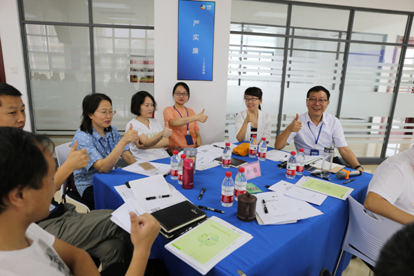 \\192.168.15.4\temp\08-辦公室\黃家懷\2018.9.9培訓新聞\新聞稿照片\IMG_2171.JPG